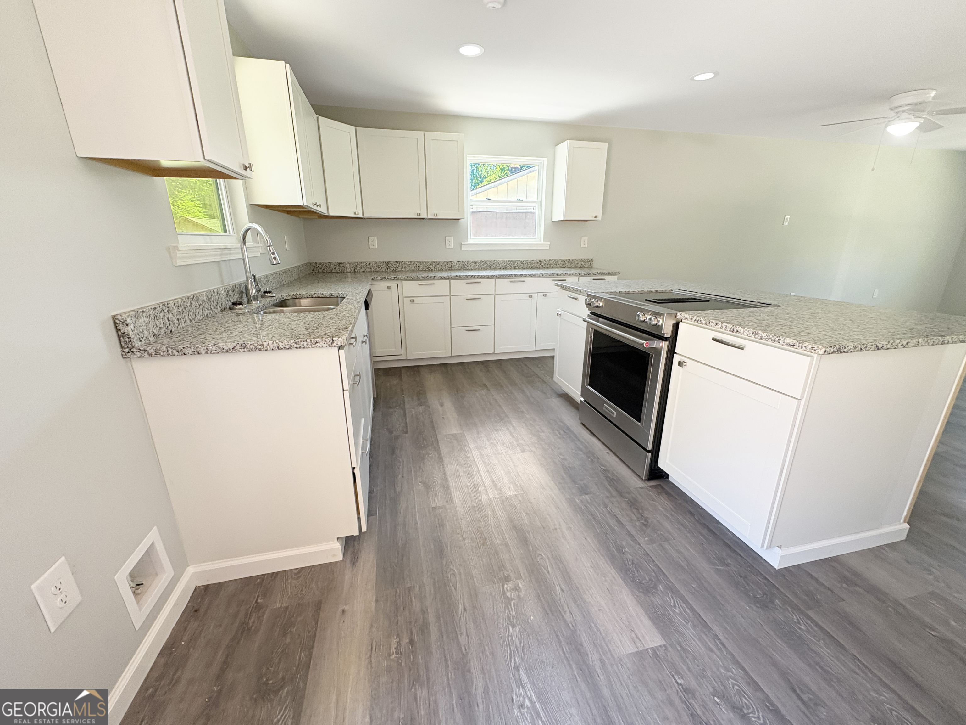 24 George Street Property Photo 17