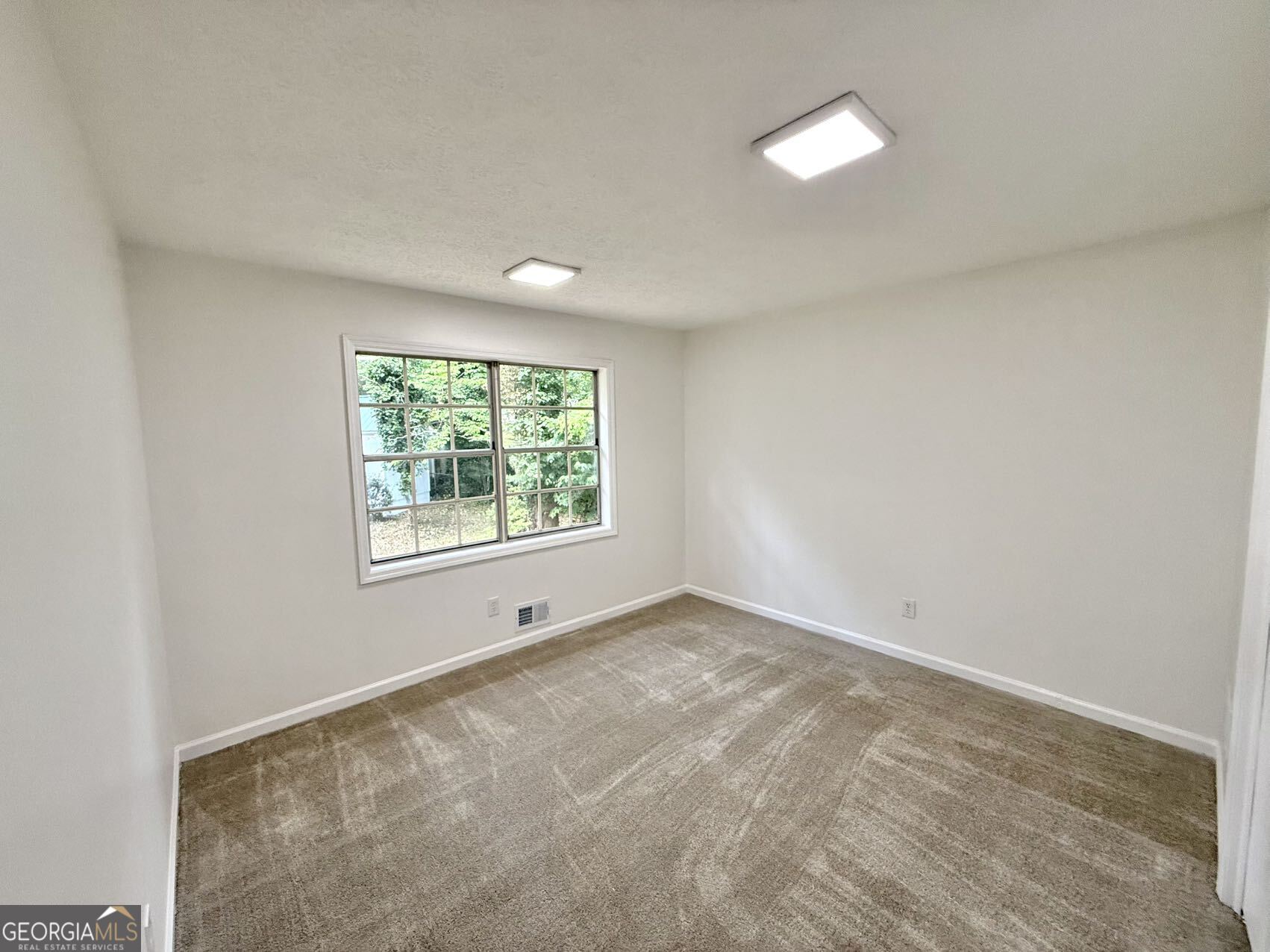 3681 Lavilla Drive Property Photo 16