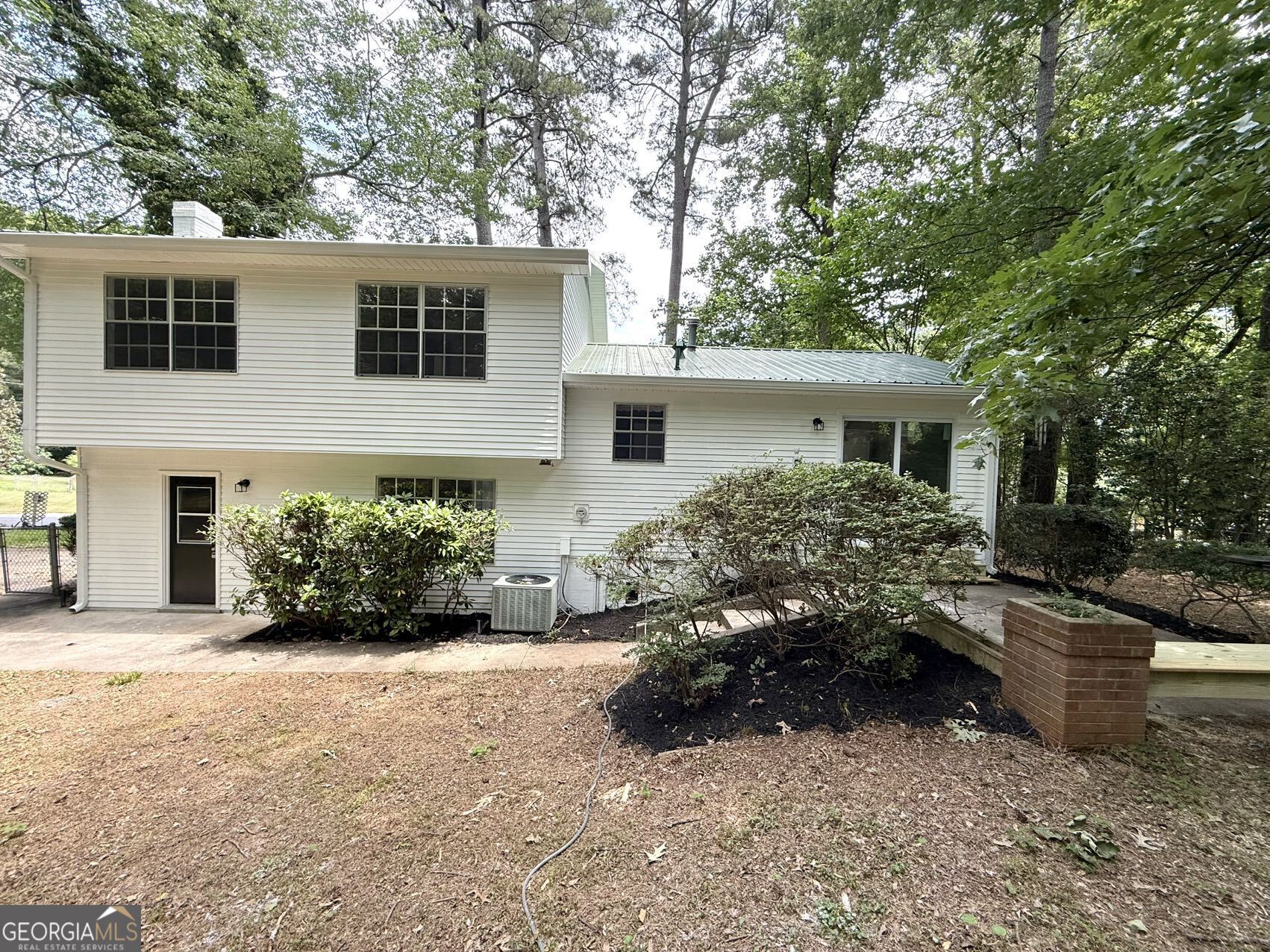 3681 Lavilla Drive Property Photo 22