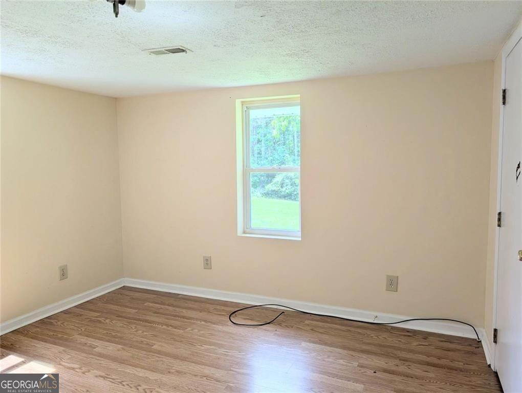 201 Club Road Property Photo 12