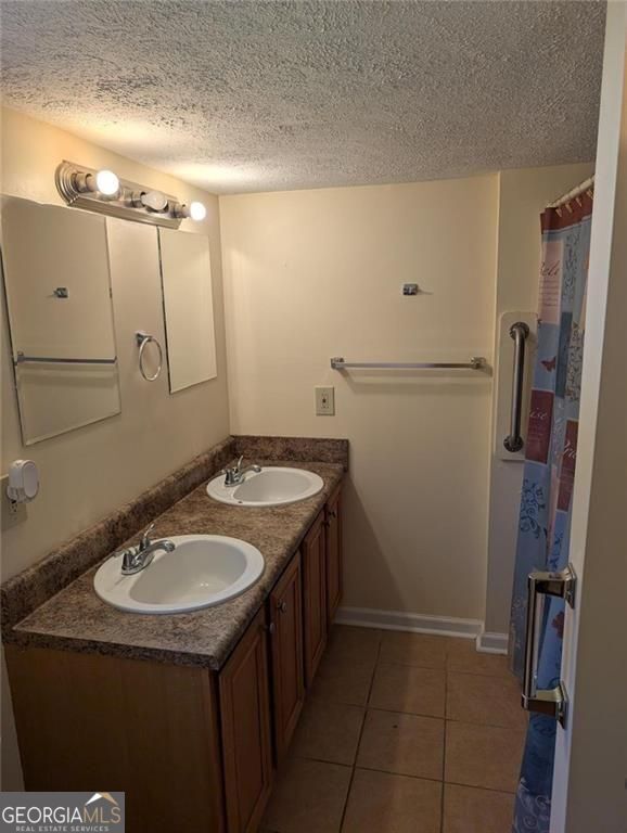 201 Club Road Property Photo 14