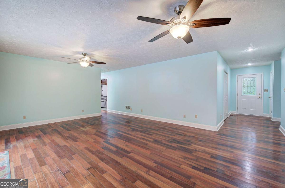 65 Gaddis Road Nw Property Photo 7