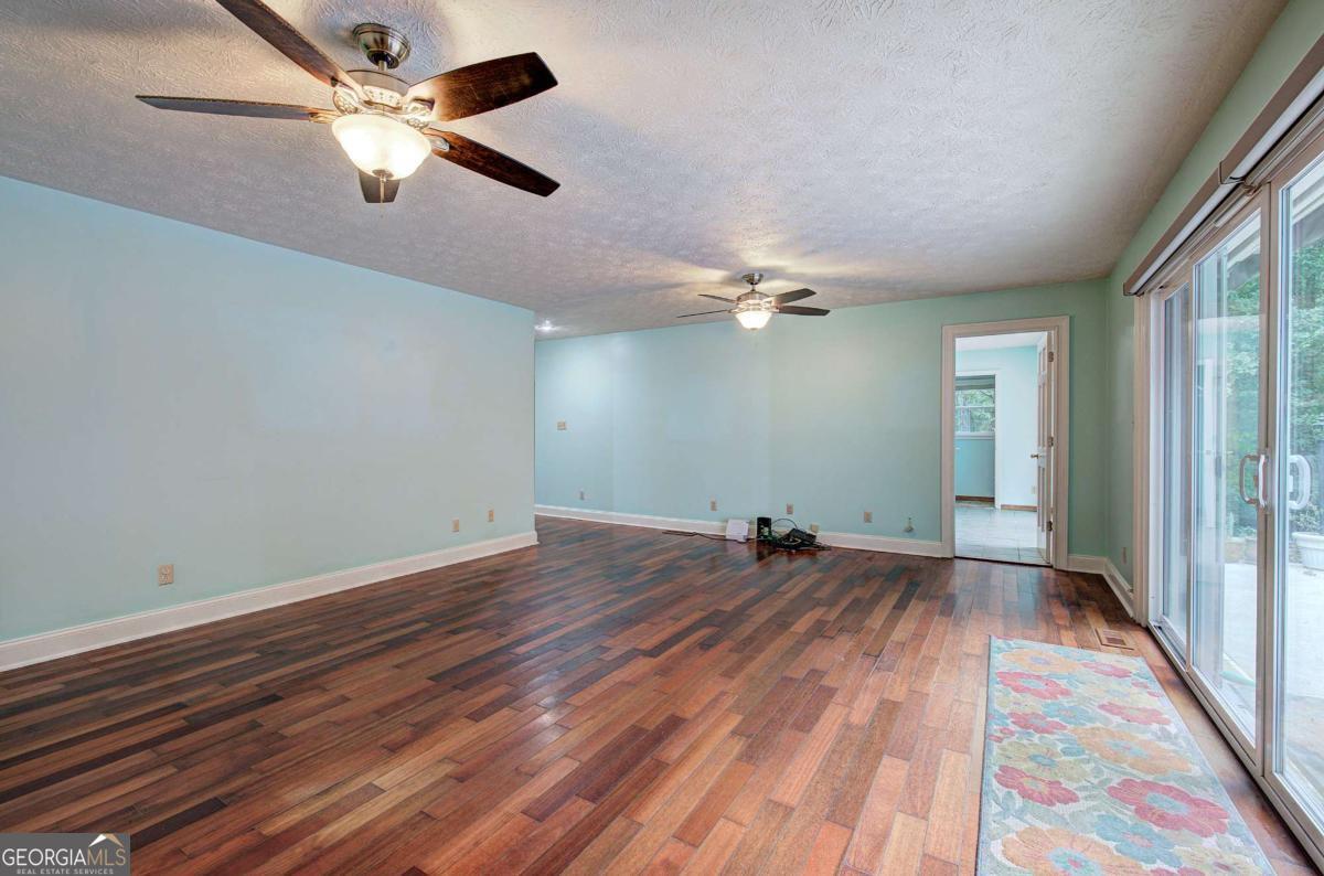 65 Gaddis Road Nw Property Photo 9