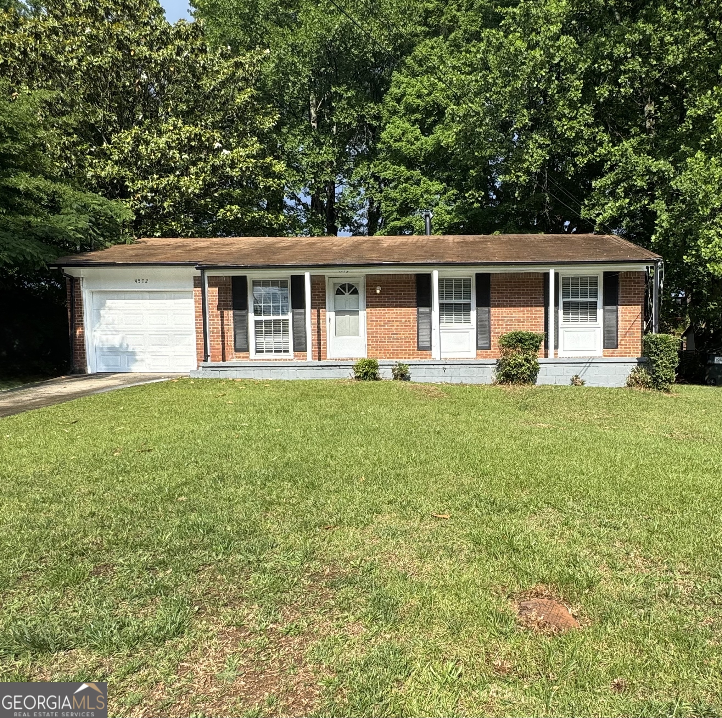 4572 Ryan Road Property Photo 2