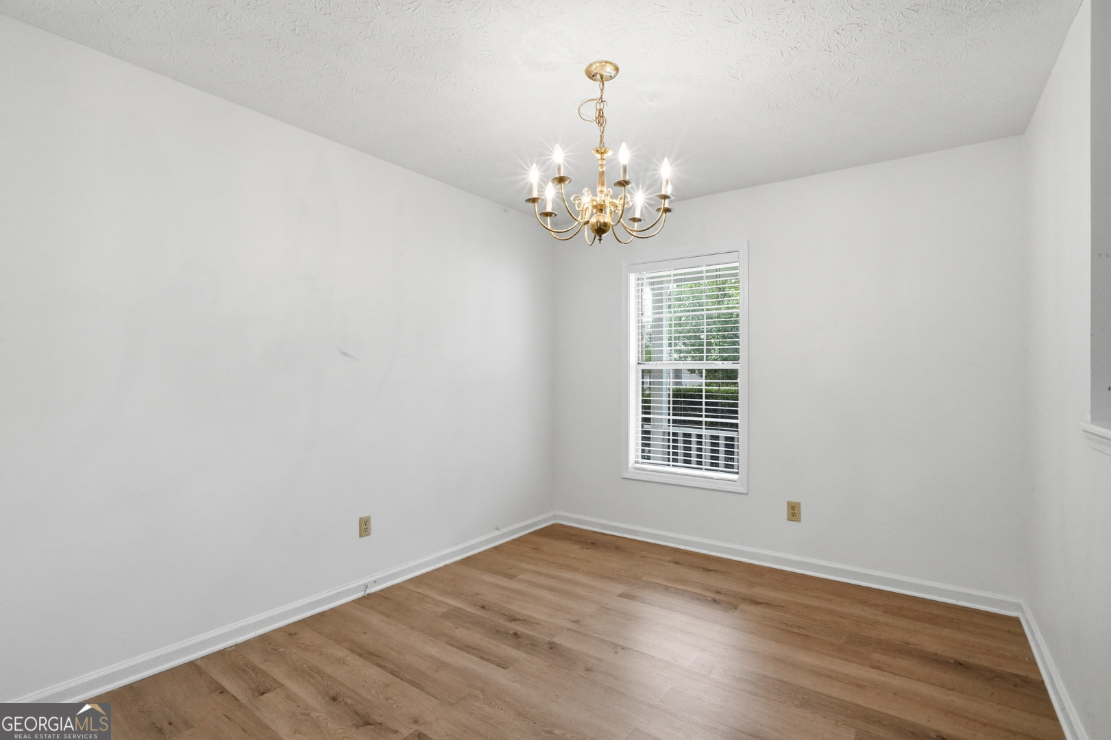 115 Knight Way Property Photo 11