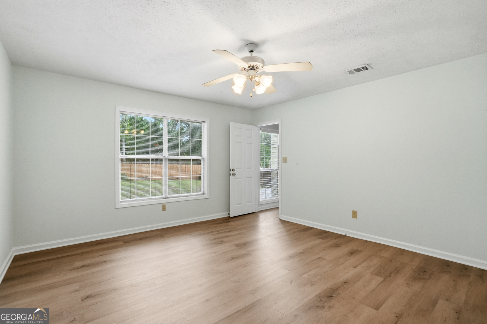 115 Knight Way Property Photo 14