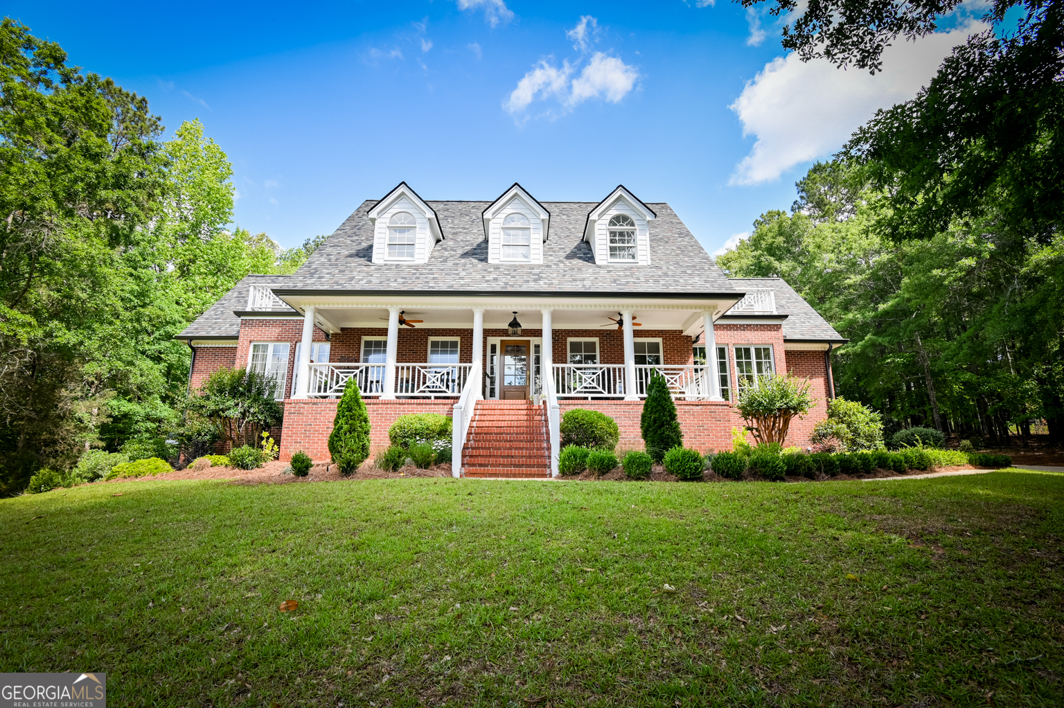 1040 Thornwell Court Property Photo 1