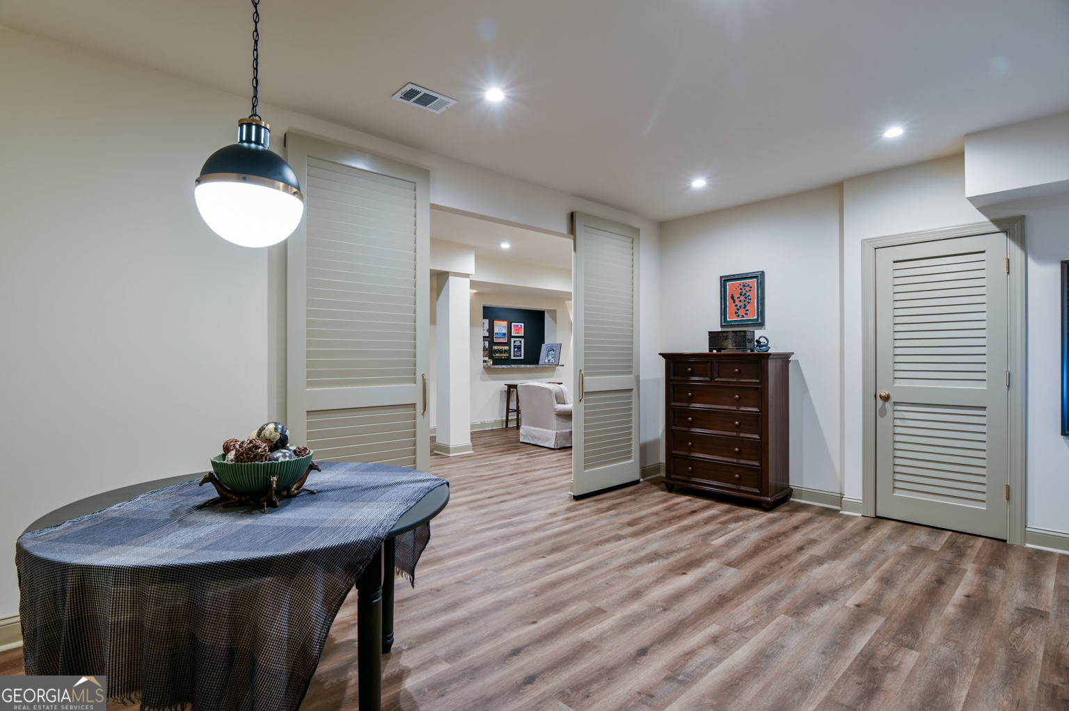 1040 Thornwell Court Property Photo 46