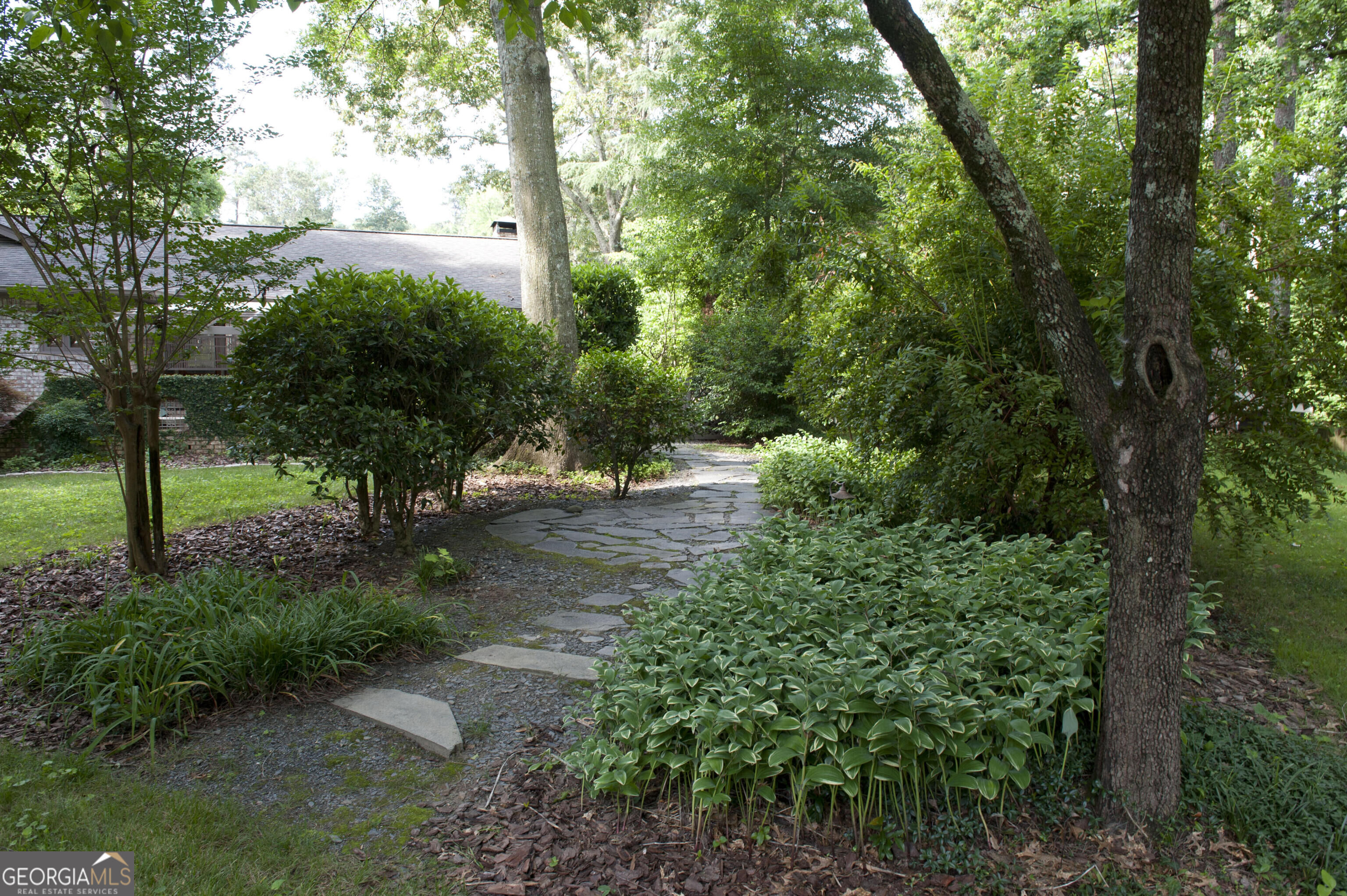 2469 Circlewood Road Ne Property Photo 12