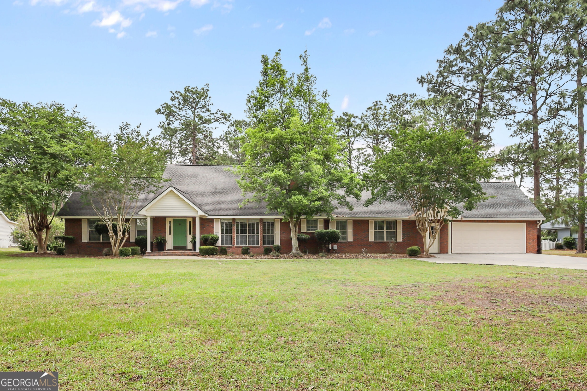 8 N Bogey Drive Property Photo 1