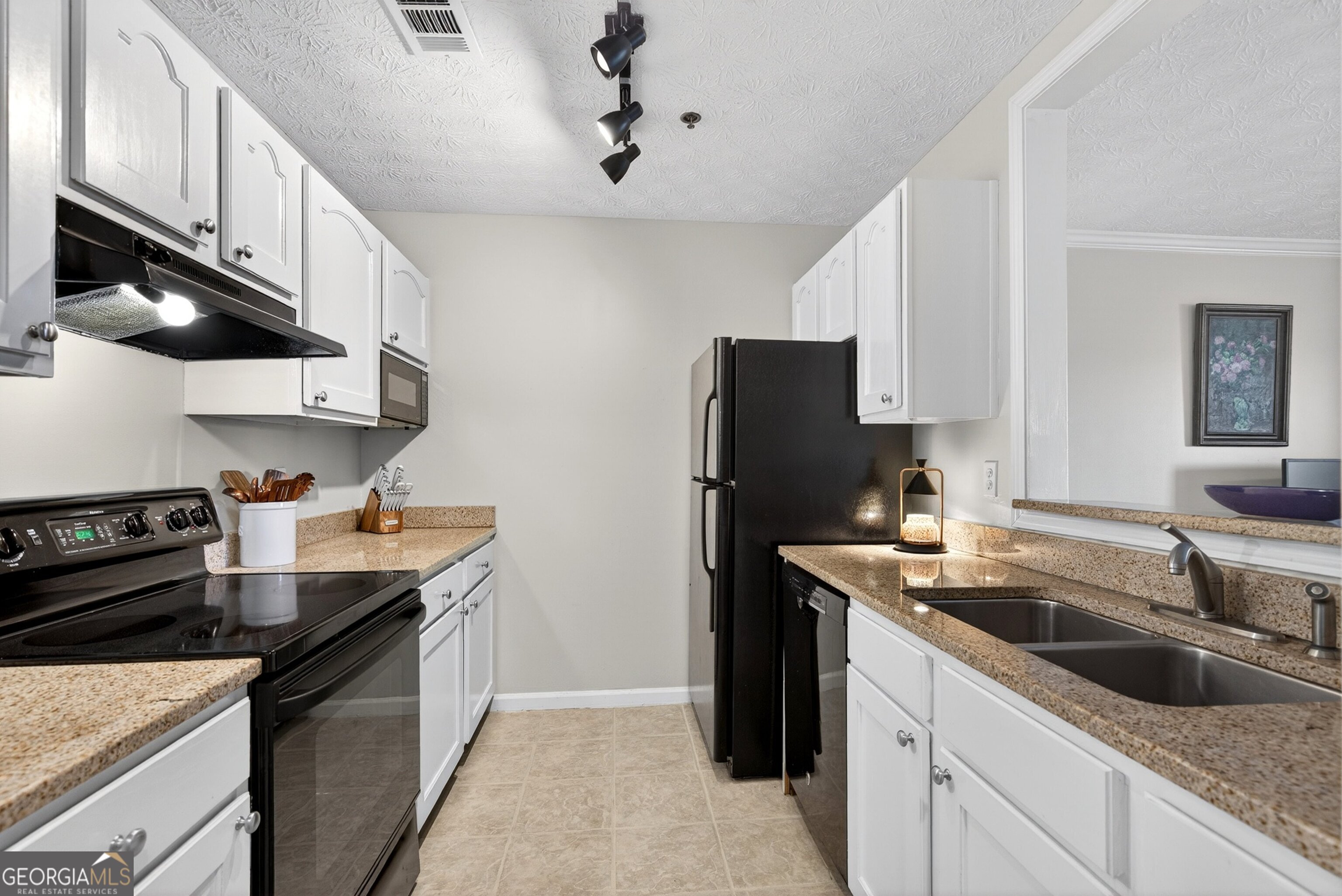 970 Sidney Marcus Boulevard # 2417 Property Photo 10
