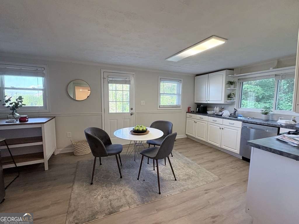 5079 Hudson Road Property Photo 10