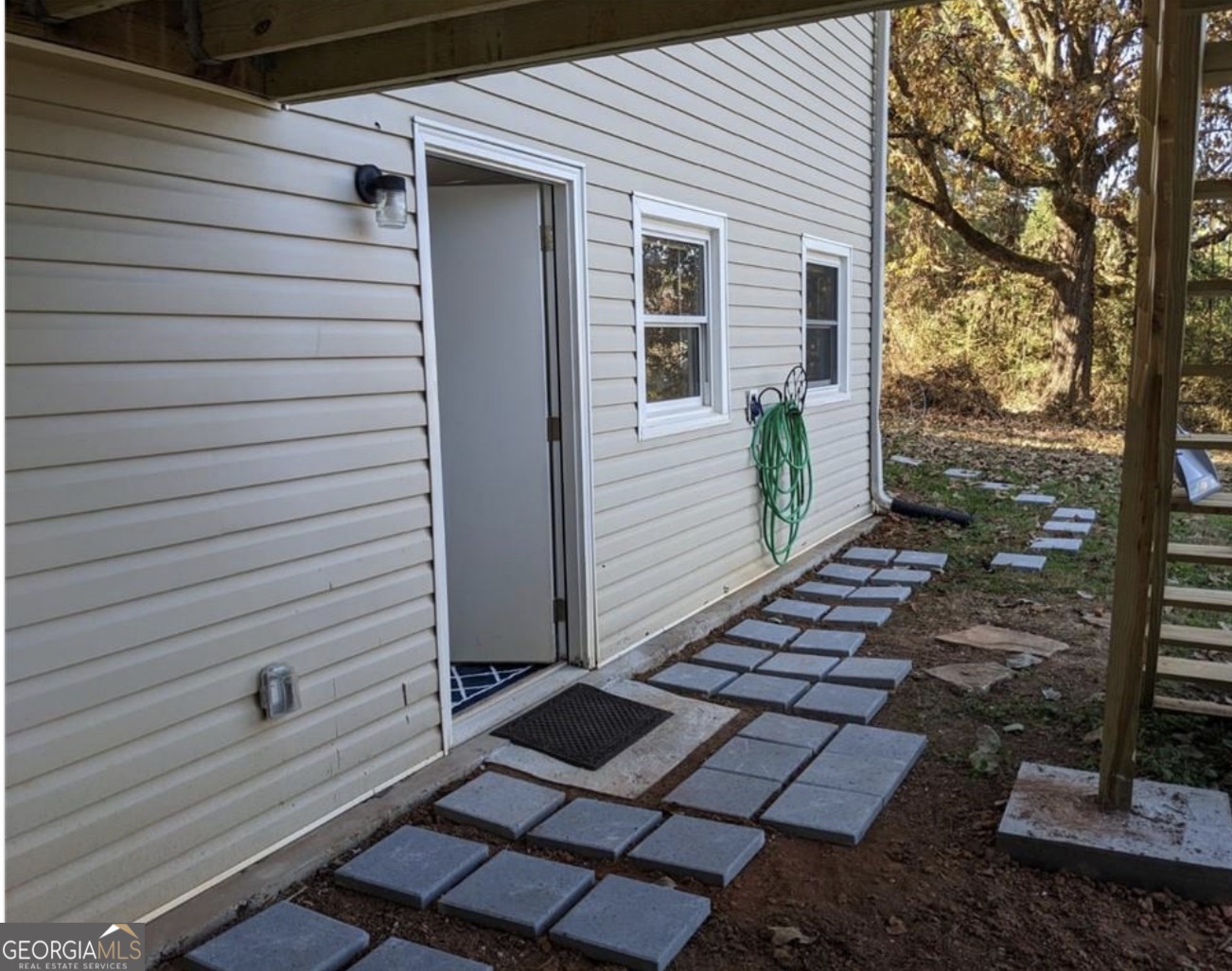 5079 Hudson Road Property Photo 26