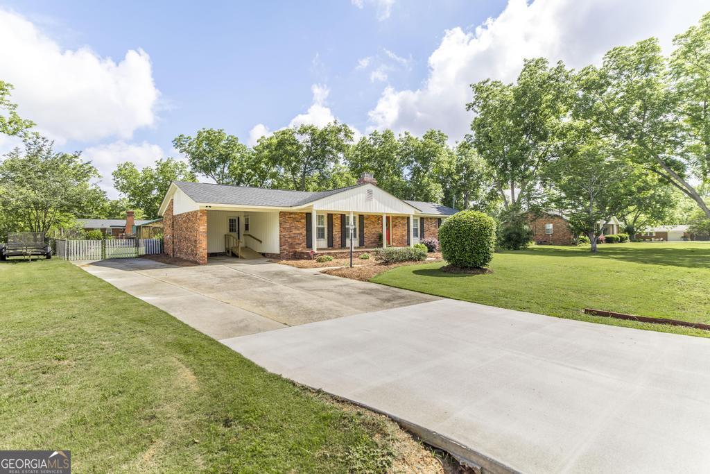 1431 Tucker Road Property Photo 3