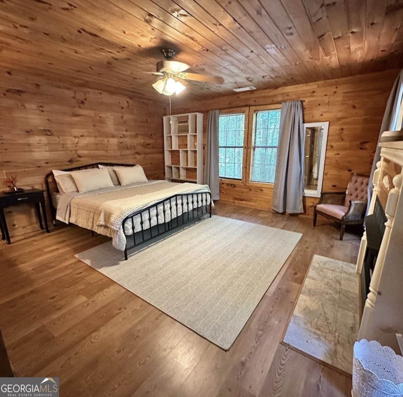 1704 Newport Drive Property Photo 6