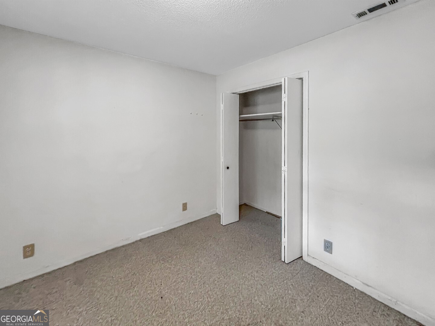 411 Edgewater Circle Property Photo 21