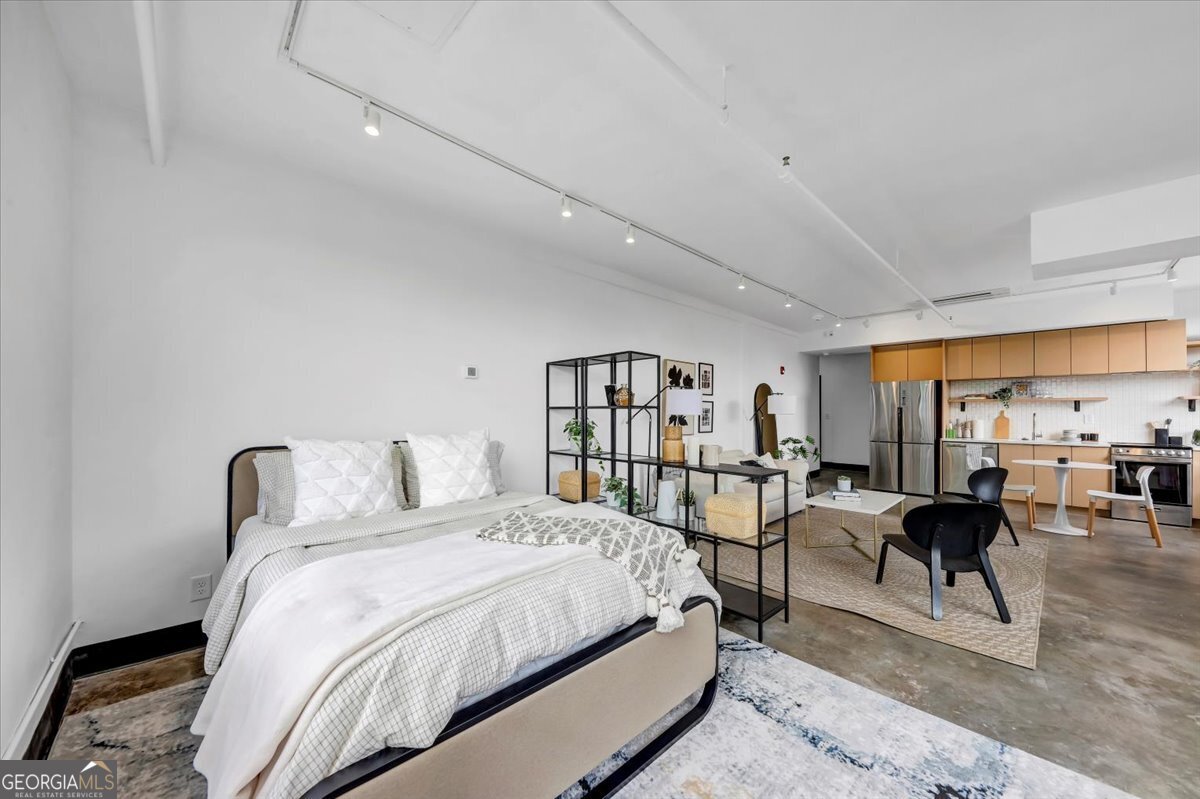 1805 Harvard Avenue # 205 Property Photo 15