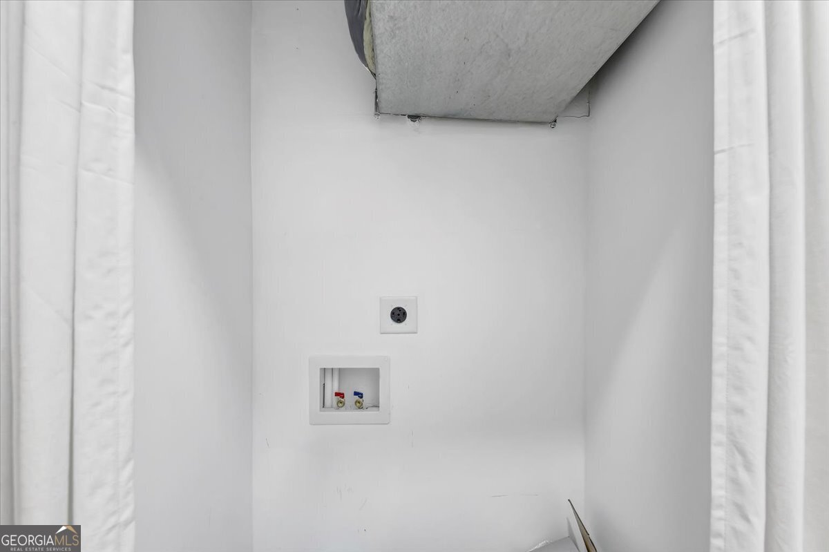 1805 Harvard Avenue # 205 Property Photo 19
