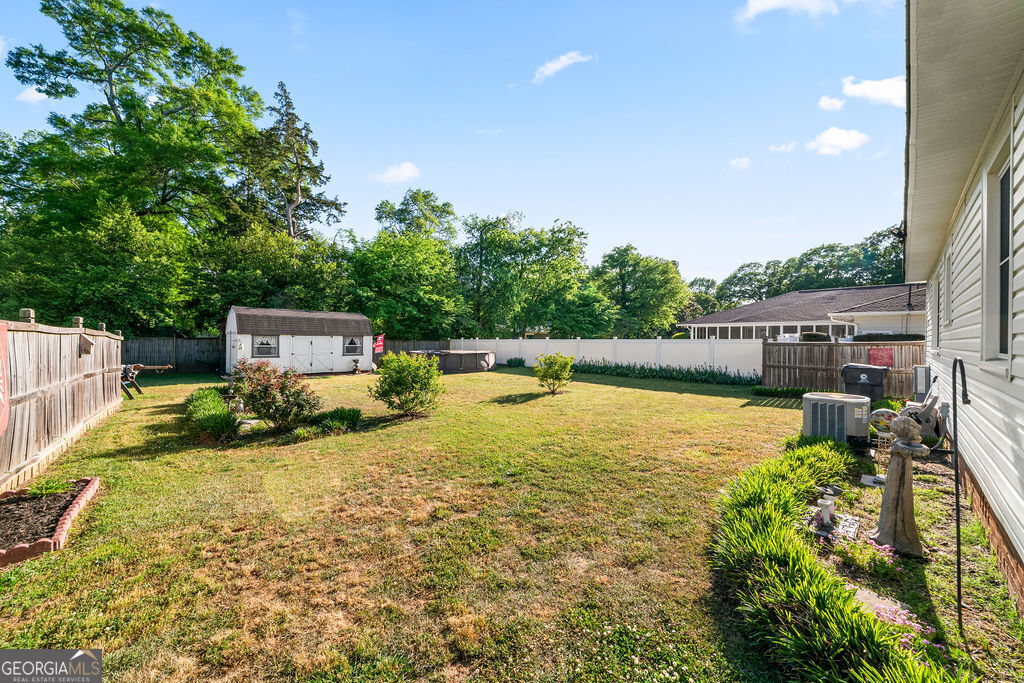 209 W Fairmount Avenue Property Photo 22