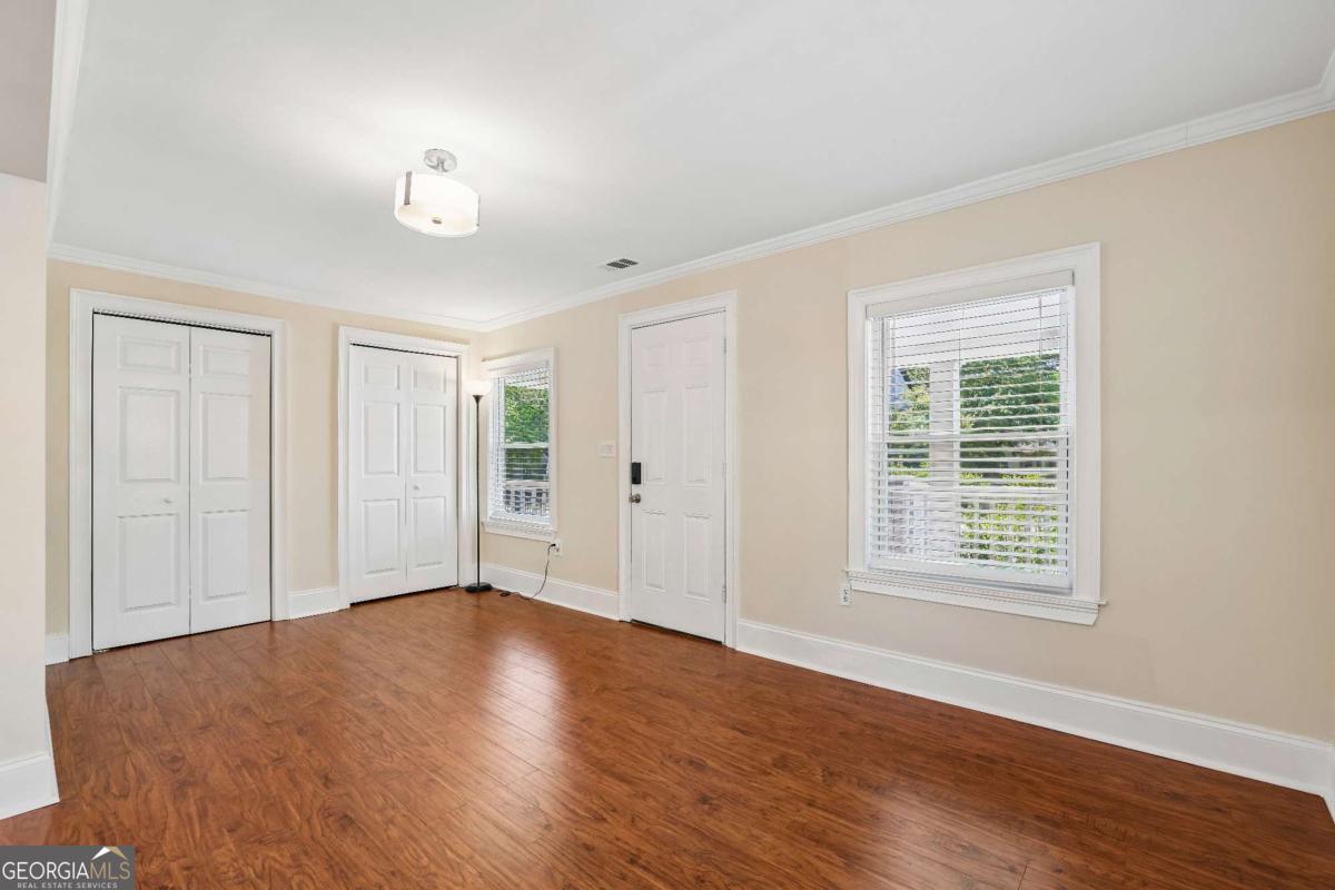 1519 Mercer Avenue Property Photo 6