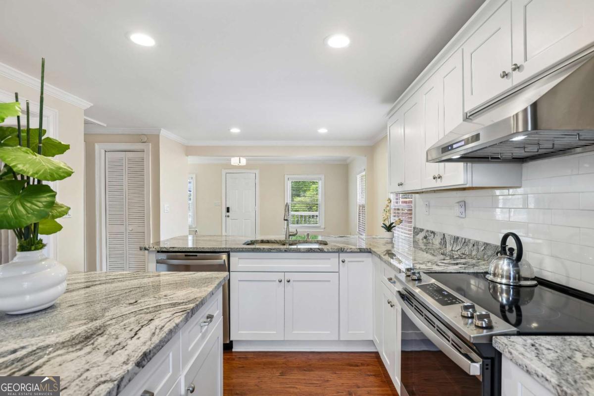 1519 Mercer Avenue Property Photo 10