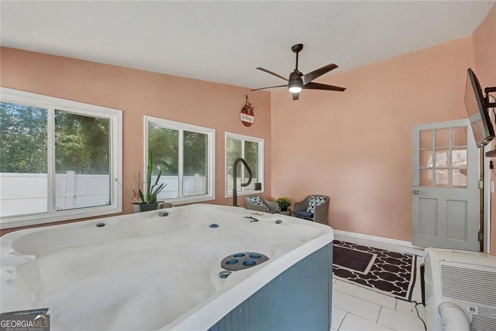 210 Hanarry Drive Property Photo 17