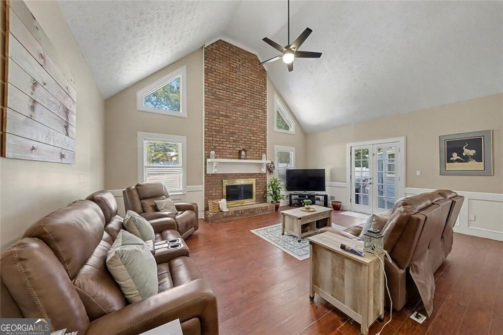 210 Hanarry Drive Property Photo 19