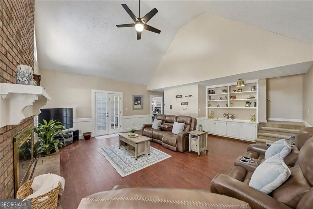 210 Hanarry Drive Property Photo 21