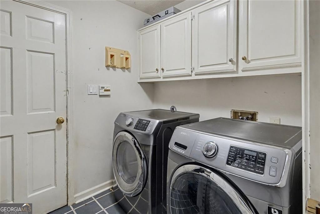 210 Hanarry Drive Property Photo 25