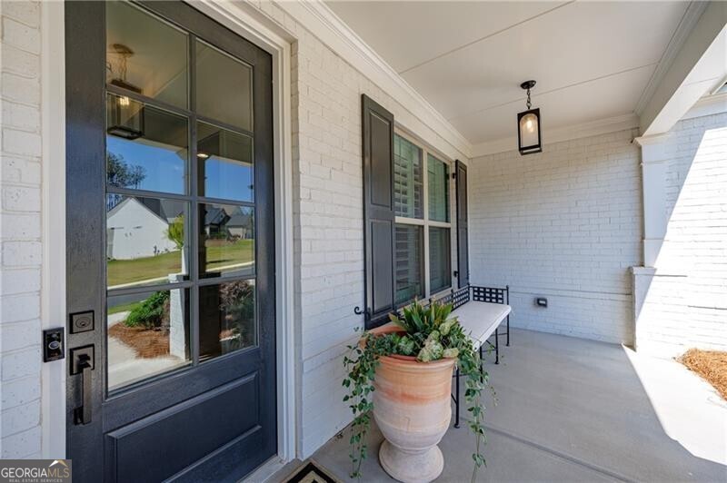 439 Northside Drive Property Photo 4