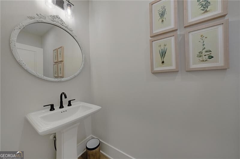 439 Northside Drive Property Photo 56