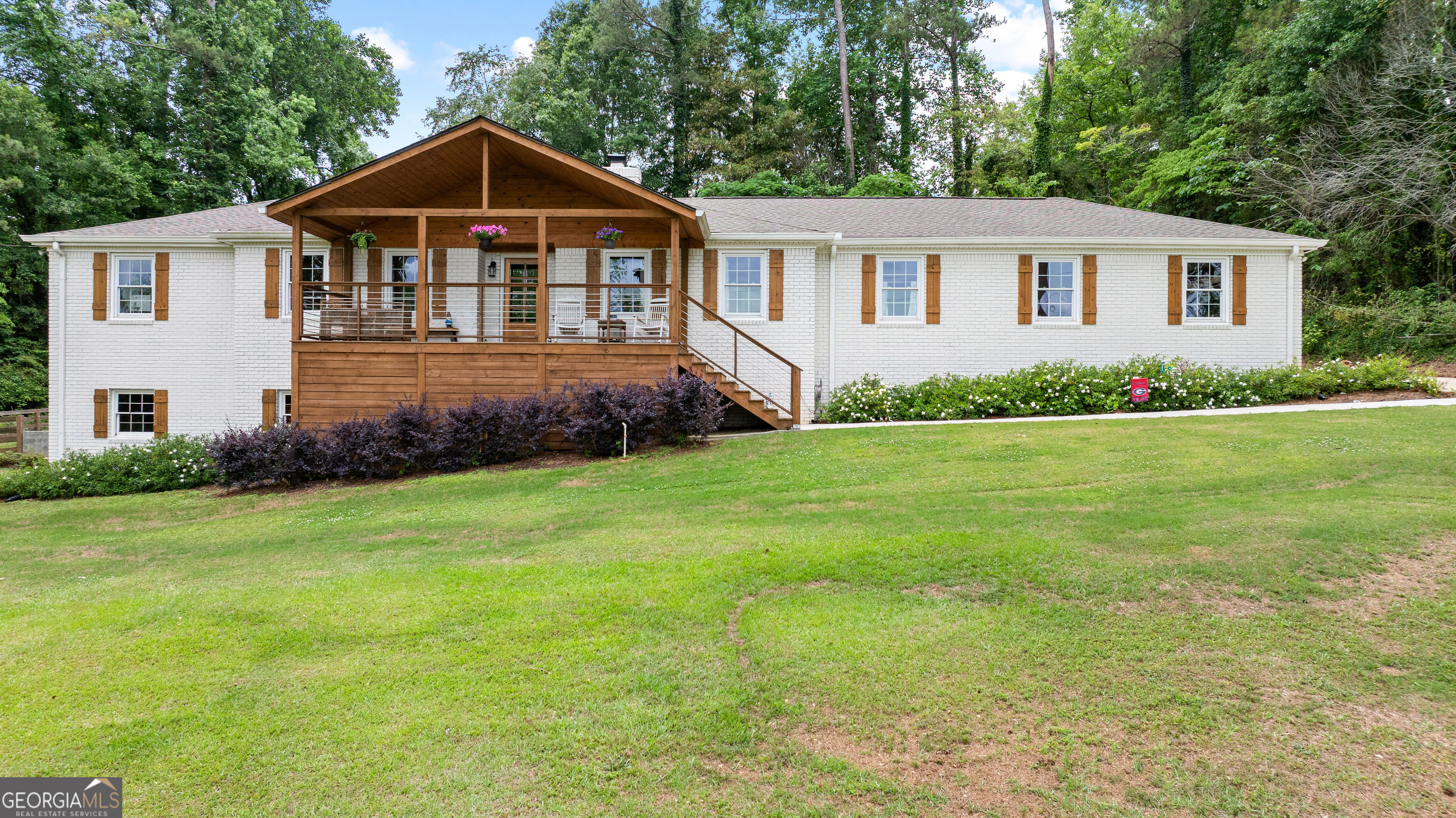 29 Red Bud Trail