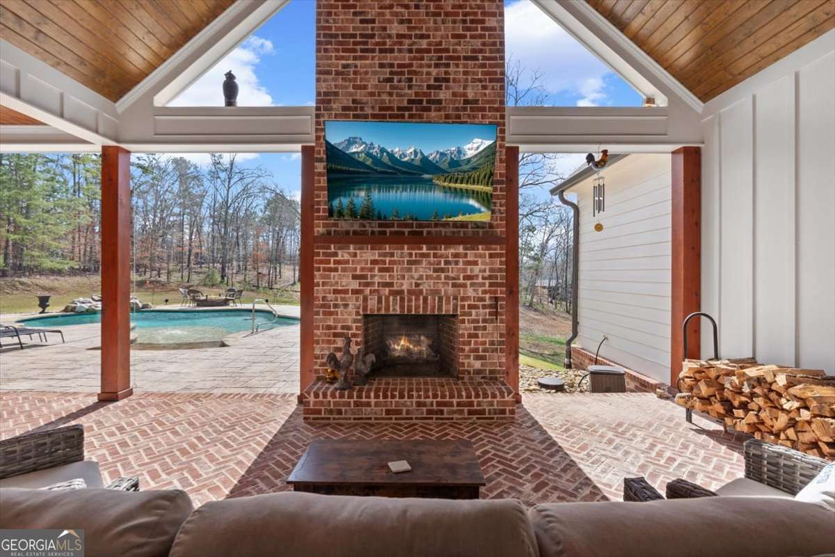 395 Heard Road Property Photo 53