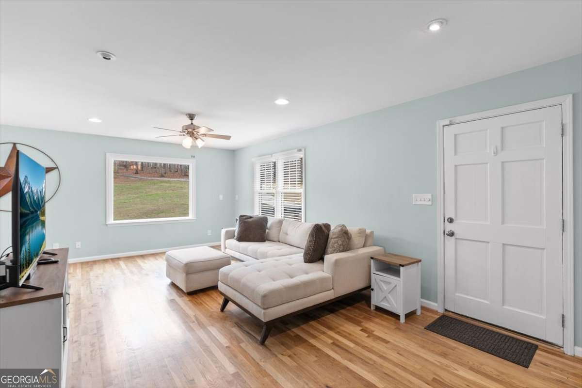 395 Heard Road Property Photo 57