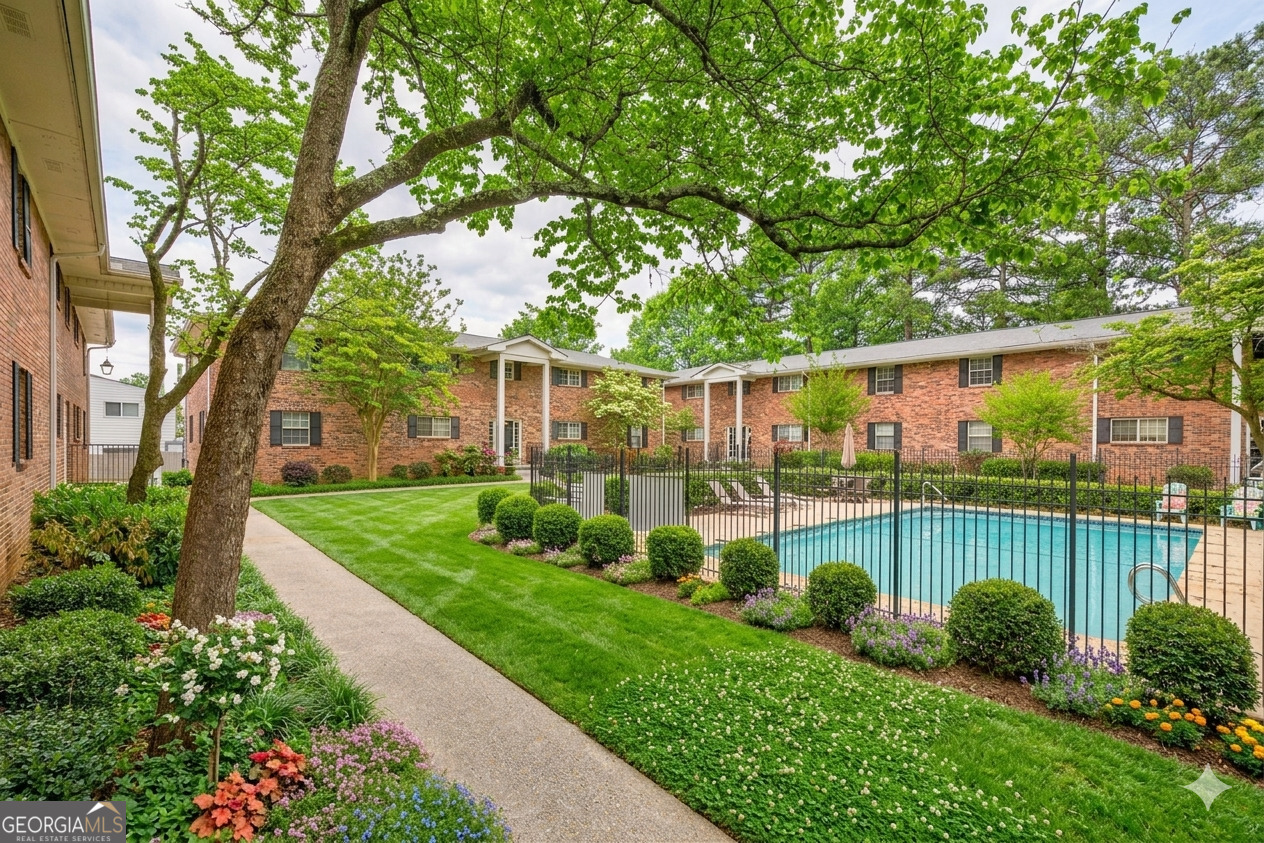 315 Hilderbrand Drive # B4 Property Photo 1
