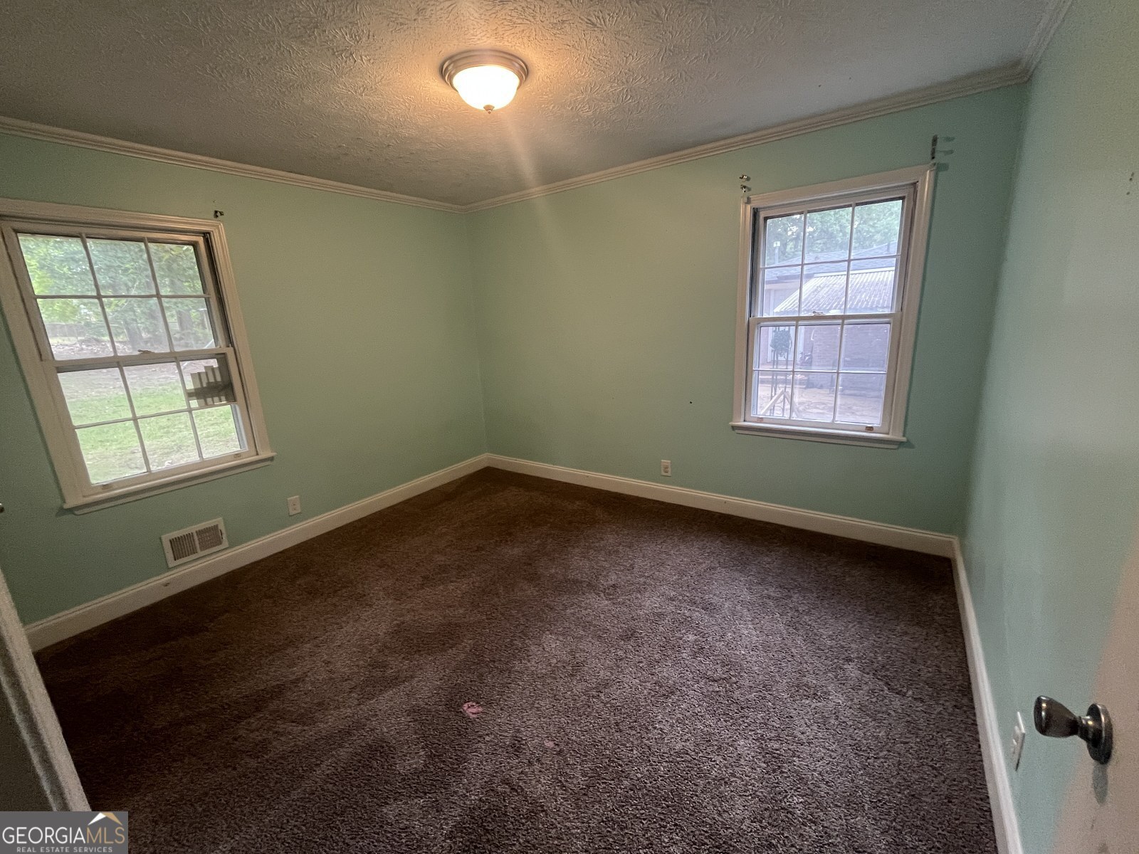 1314 Greenview Drive Property Photo 8
