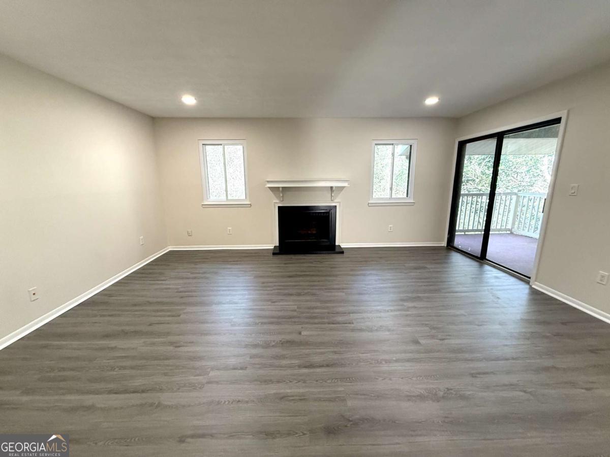 2897 Torreya Way Se Property Photo 11
