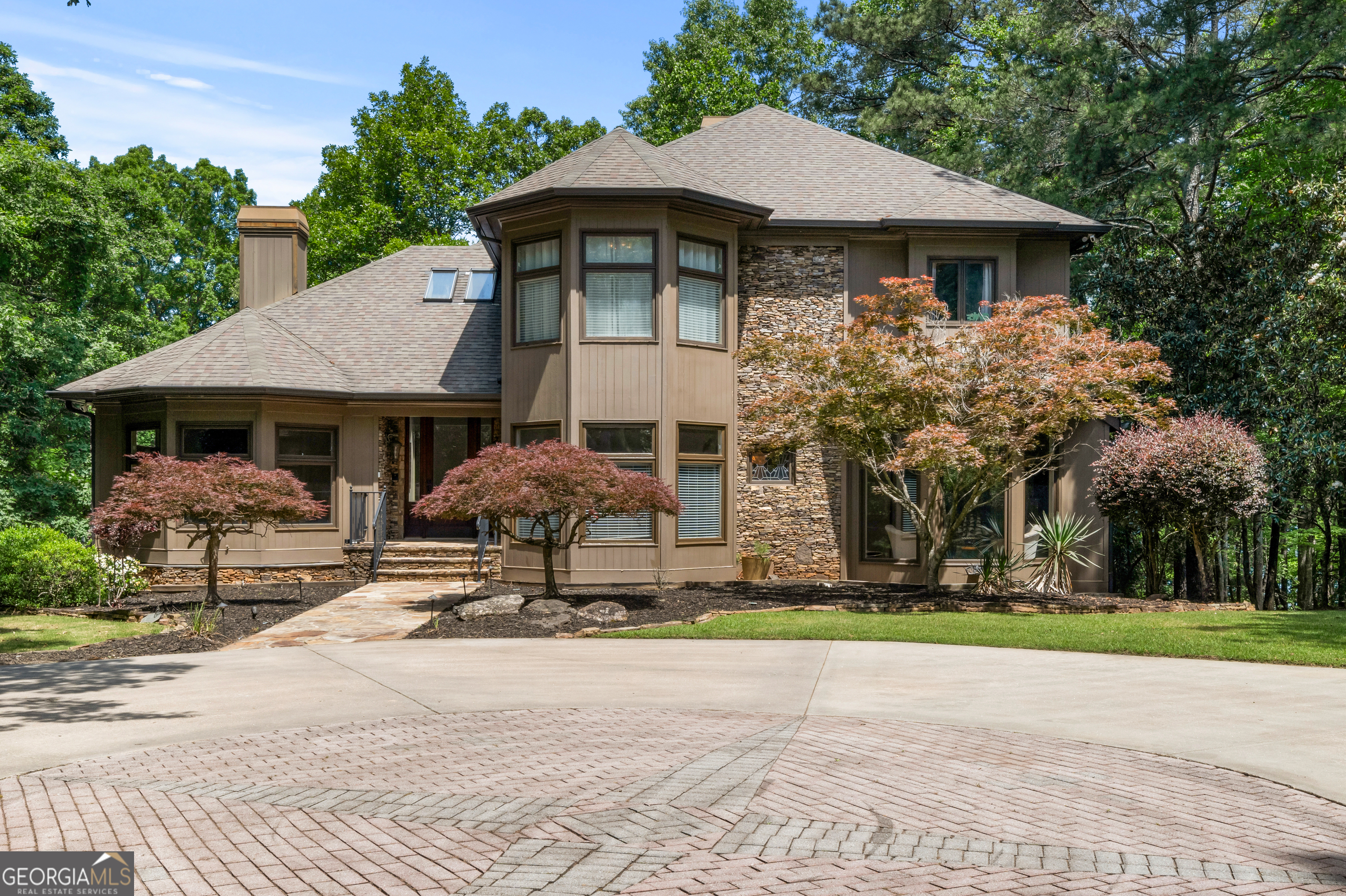6525 Cox Drive