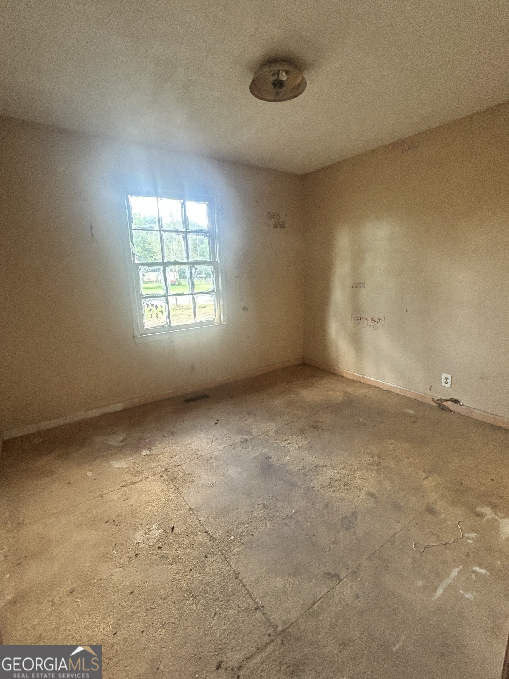 102 Brown Drive Property Photo 4