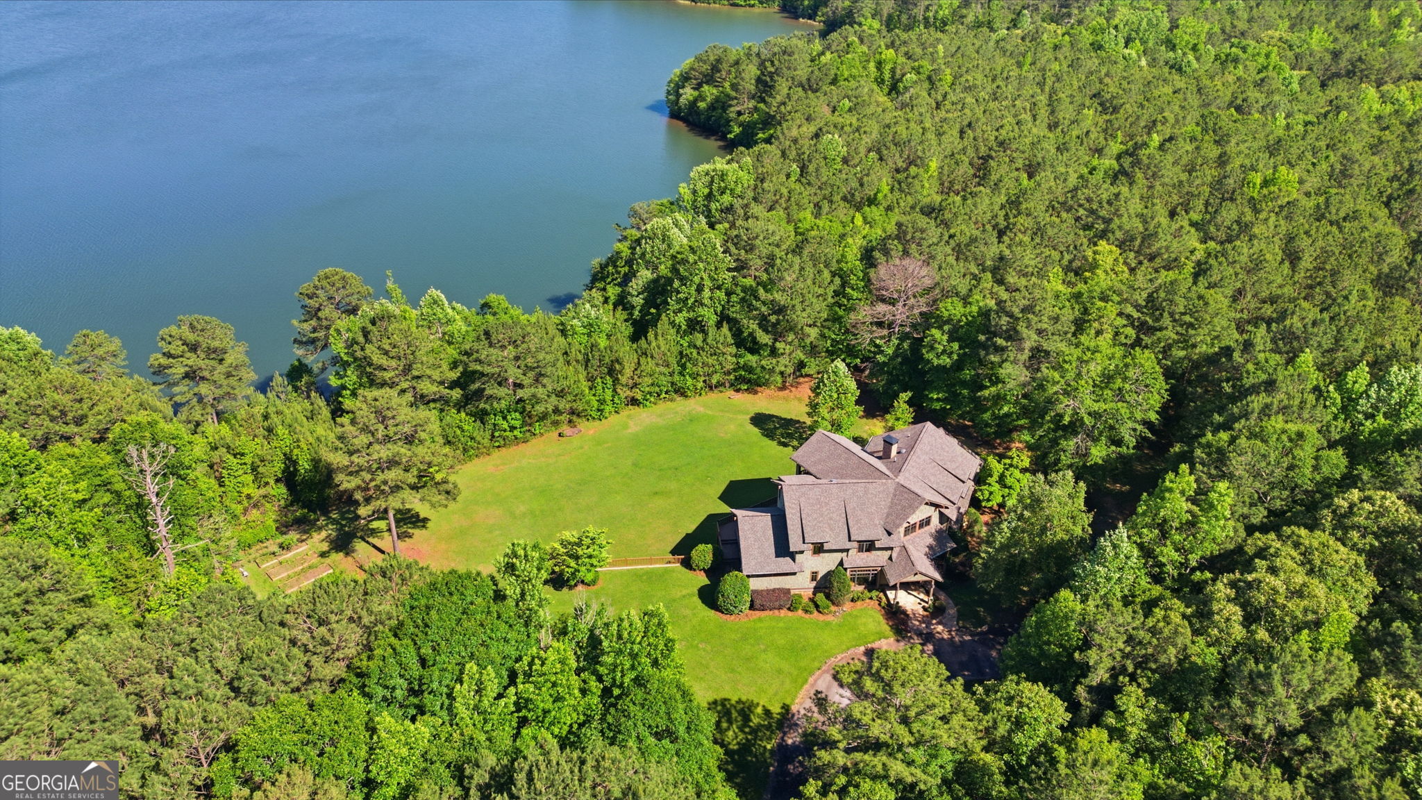 3210 Peeksville Road Property Photo 1