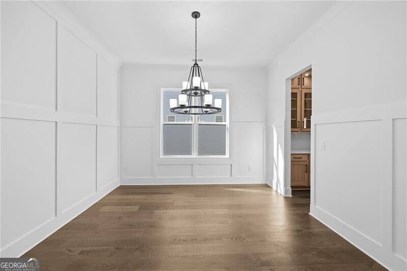 5587 Meadowstone Walk Property Photo 13