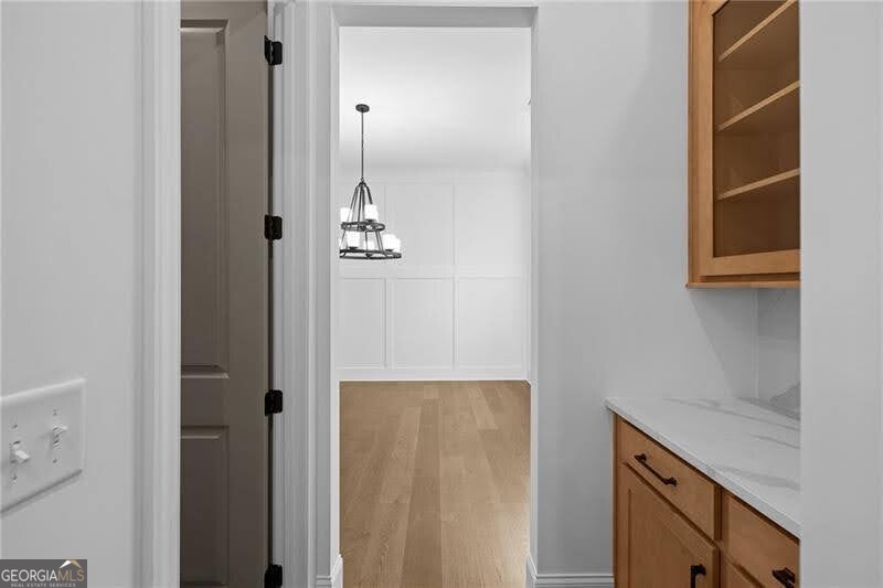 5587 Meadowstone Walk Property Photo 14