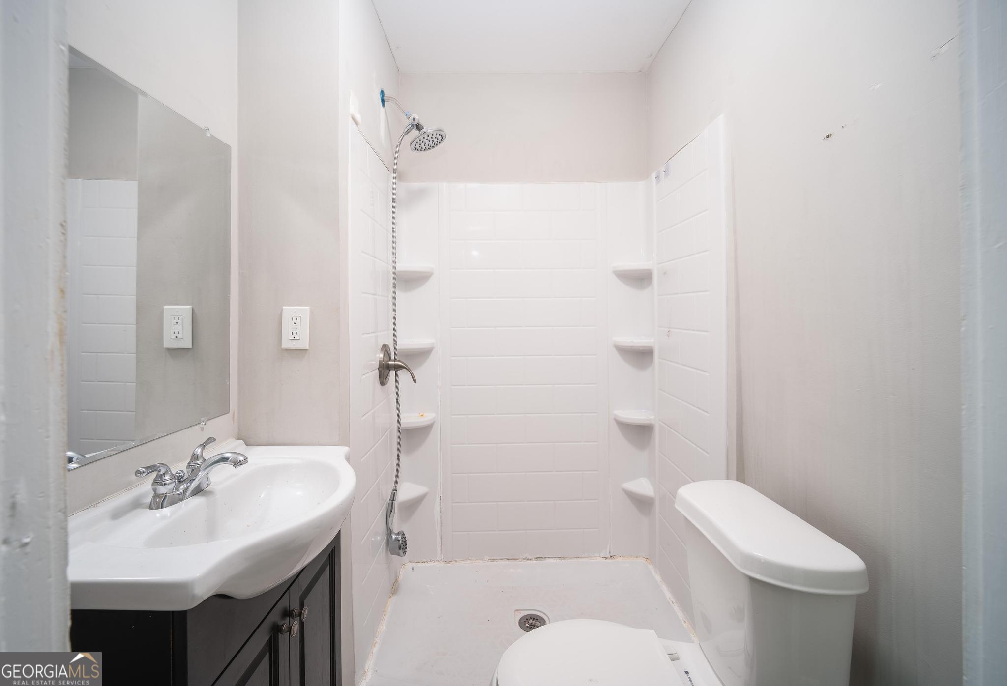 90 Martin Luther King Jr Drive Property Photo 18