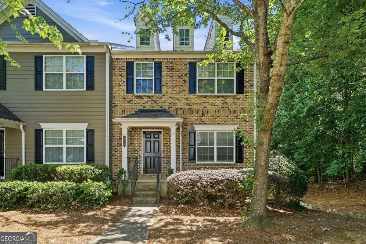 726 Breeze Lane