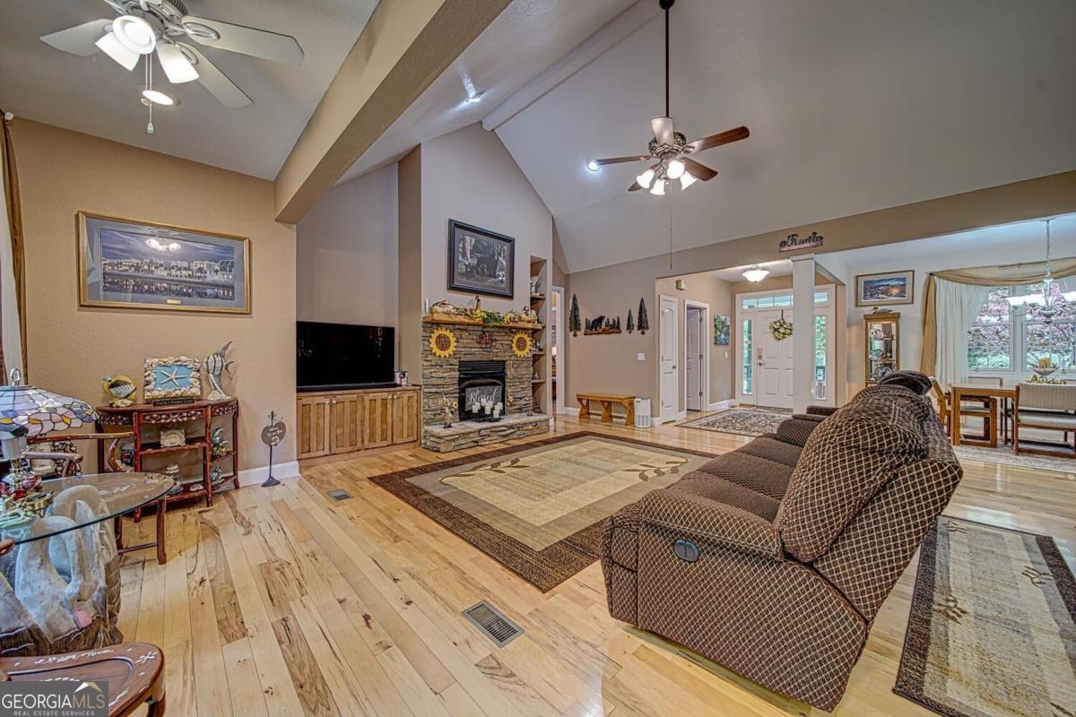 1514 Smithfield Lane Property Photo 7