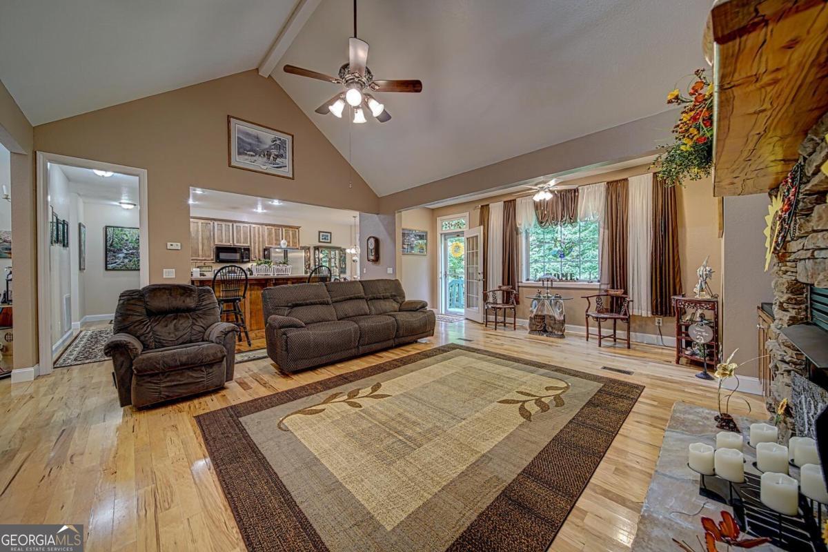 1514 Smithfield Lane Property Photo 8