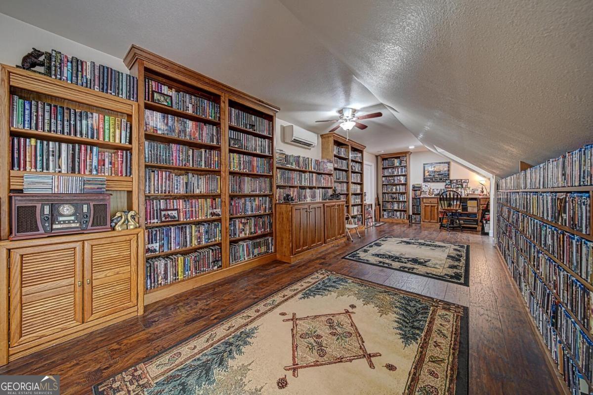 1514 Smithfield Lane Property Photo 34