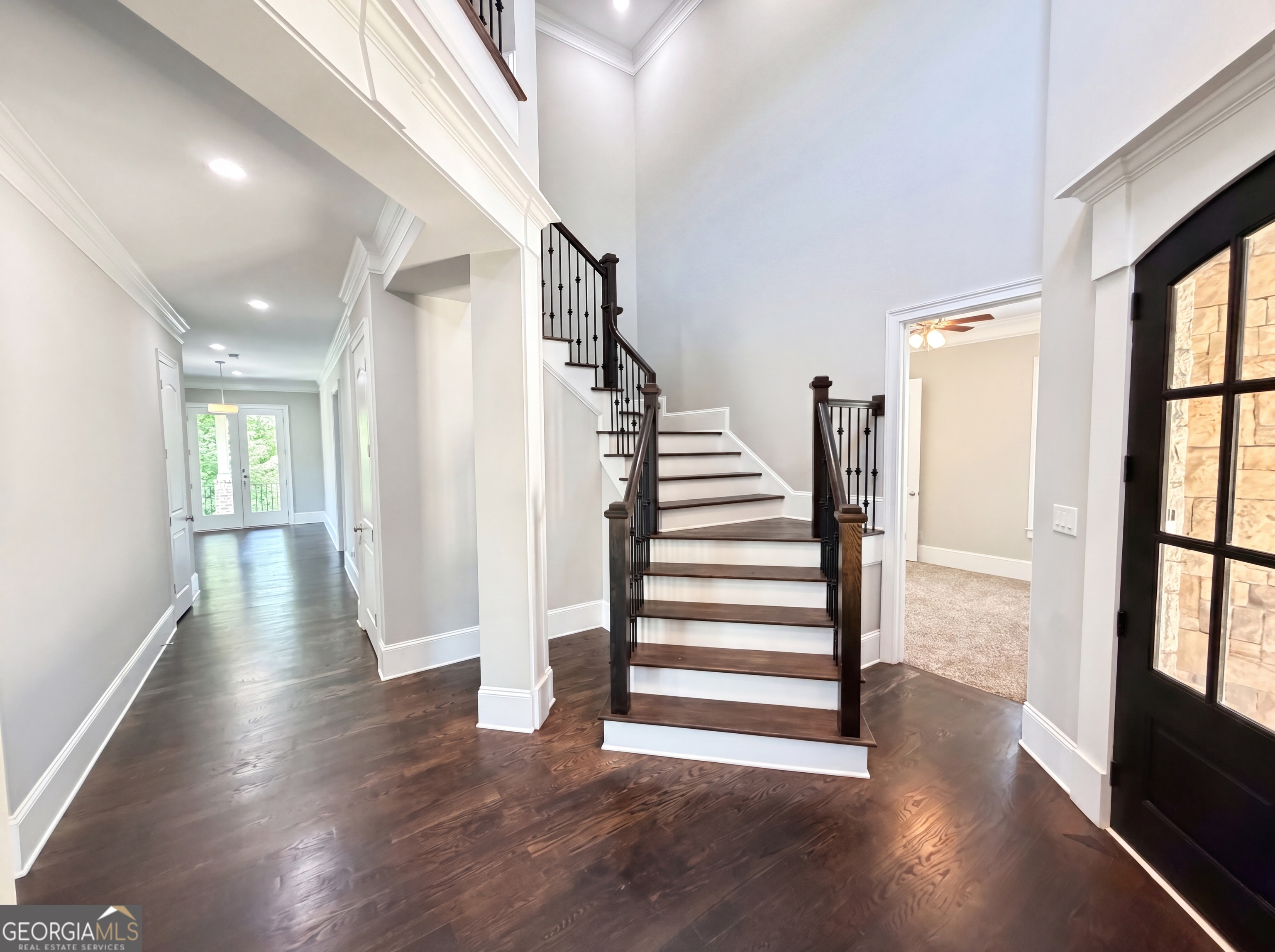 500 Founders Drive E Property Photo 2