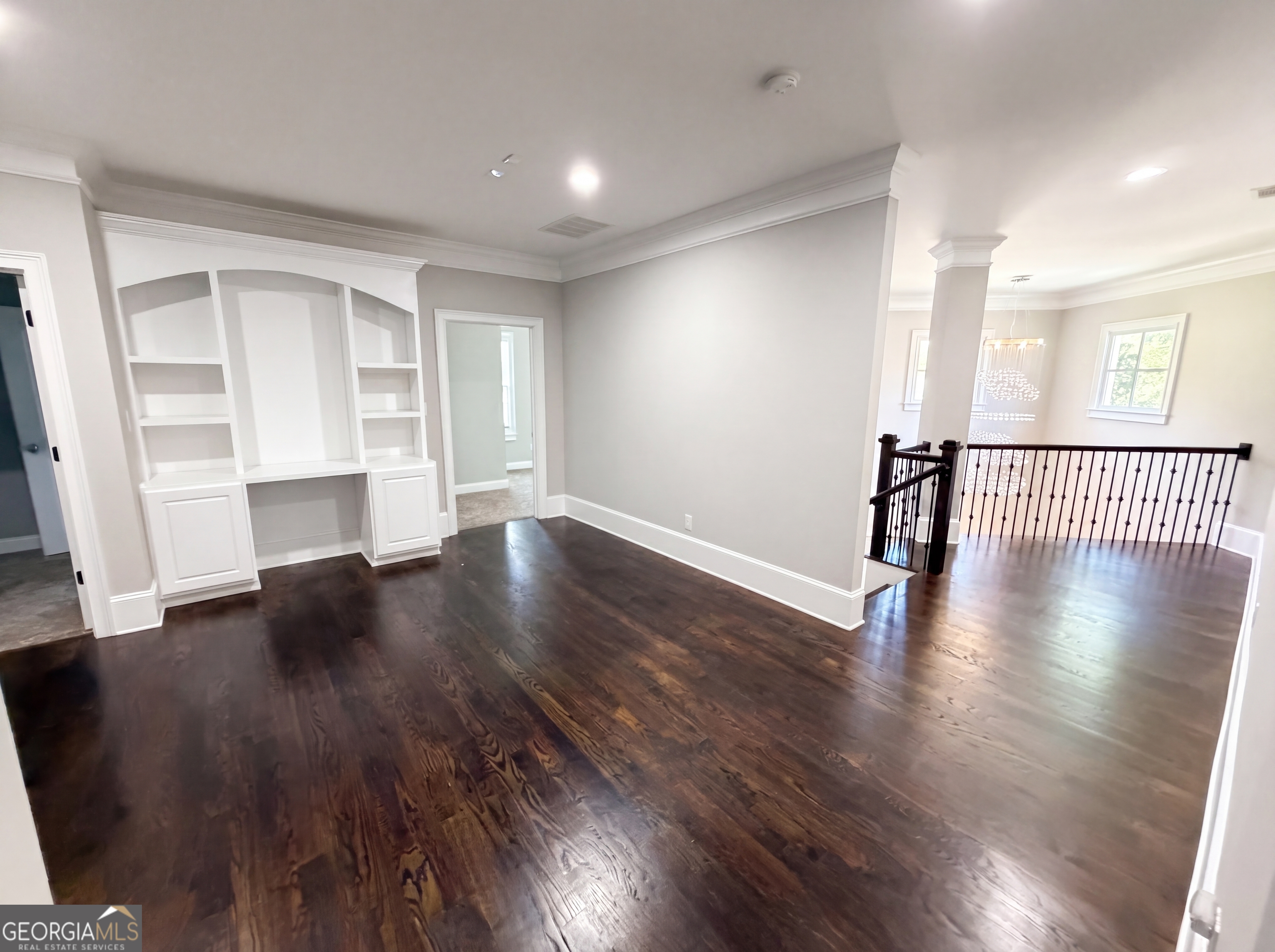 500 Founders Drive E Property Photo 17
