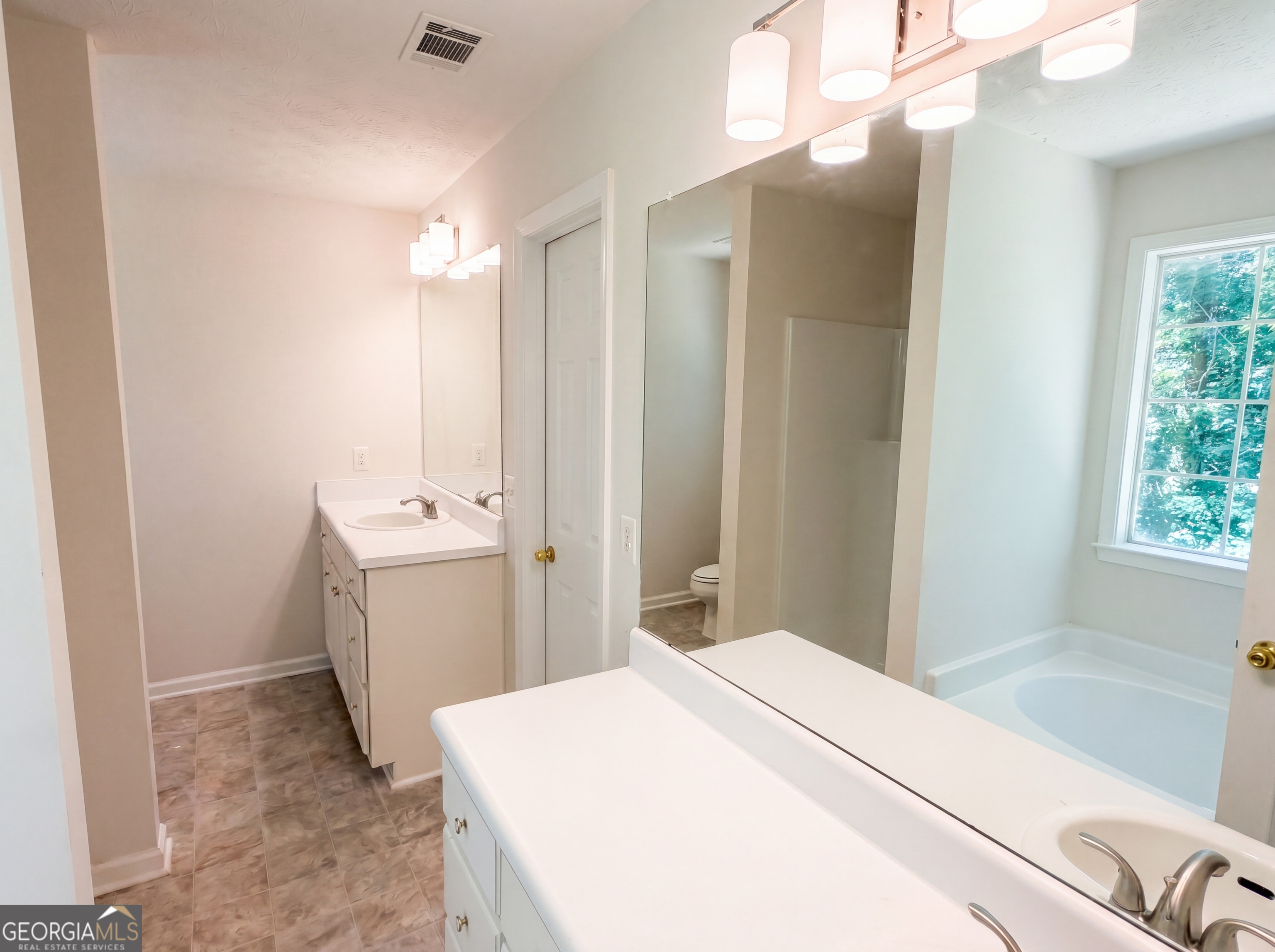 170 Rosewood Circle Property Photo 21